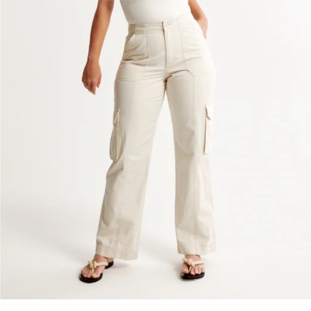 Abercrombie and Fitch Curve Love Relaxed Cargo Pant